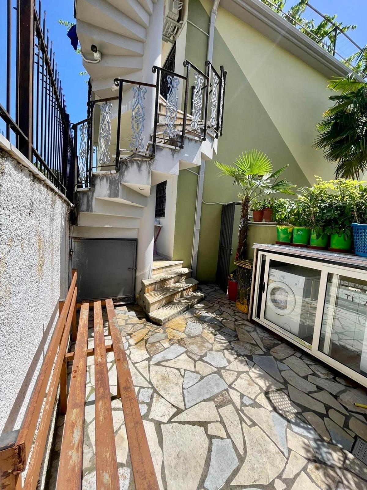 Xhou'S Home Shkodër Exterior foto